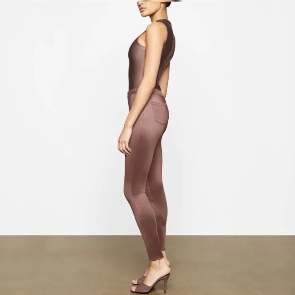 SKIMS Disco Pant in Umber - Picture 2 of 2
